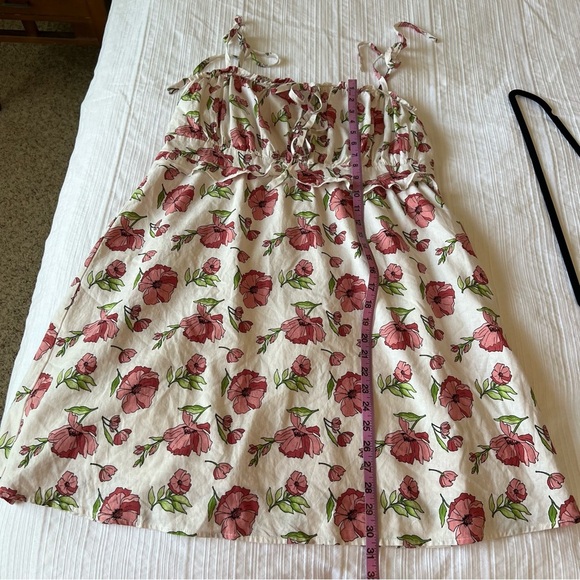 2/$30 Forever 21 Linen Pink and Cream Spaghetti Strap Mini Sundress - Picture 10 of 14